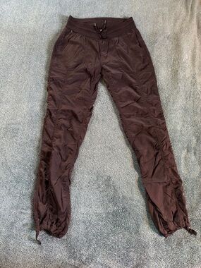 The North Face Women's Black Ruched Track Joggers Medium